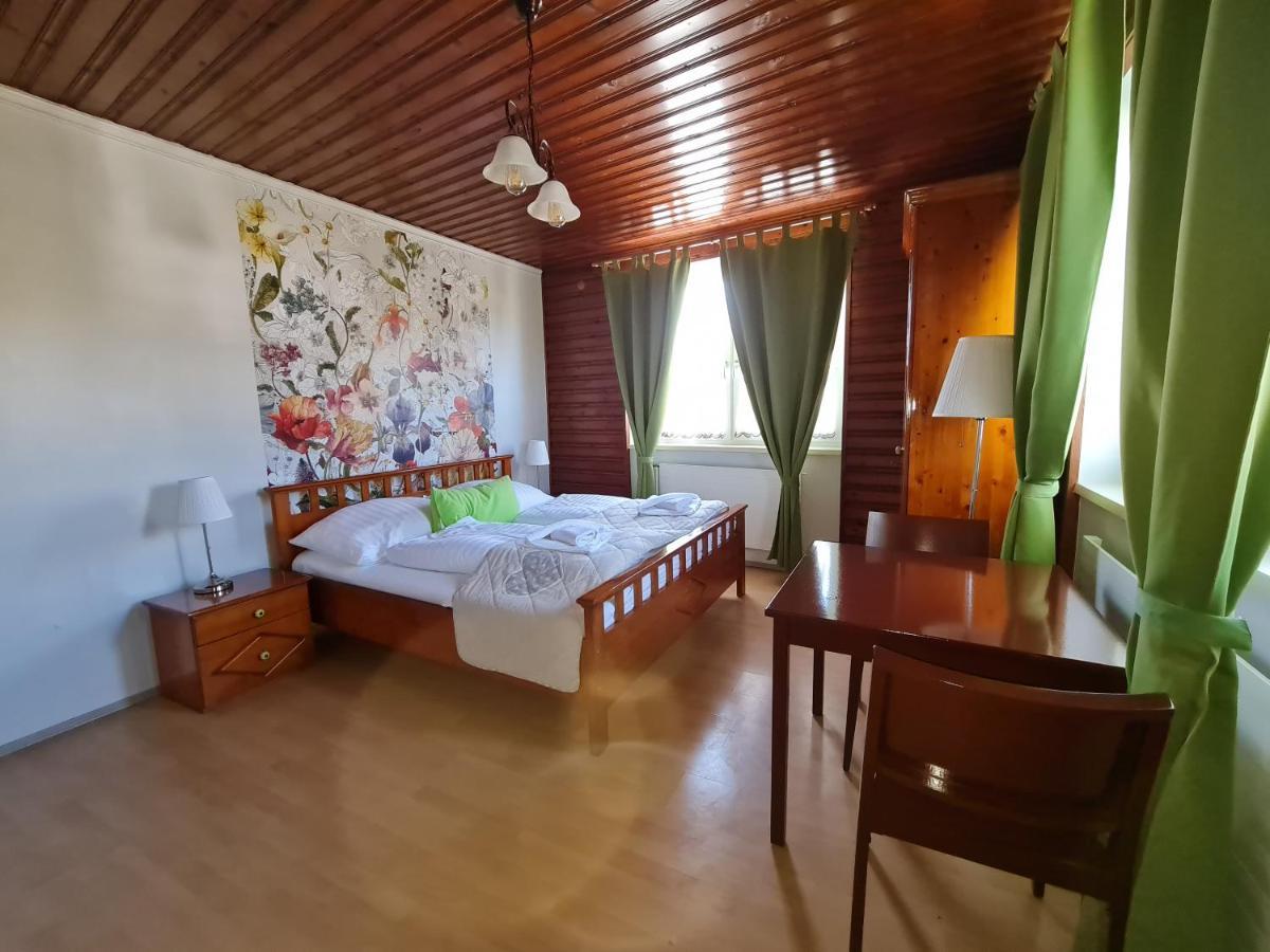 Vita Gasthof Rastenfeld Bagian luar foto